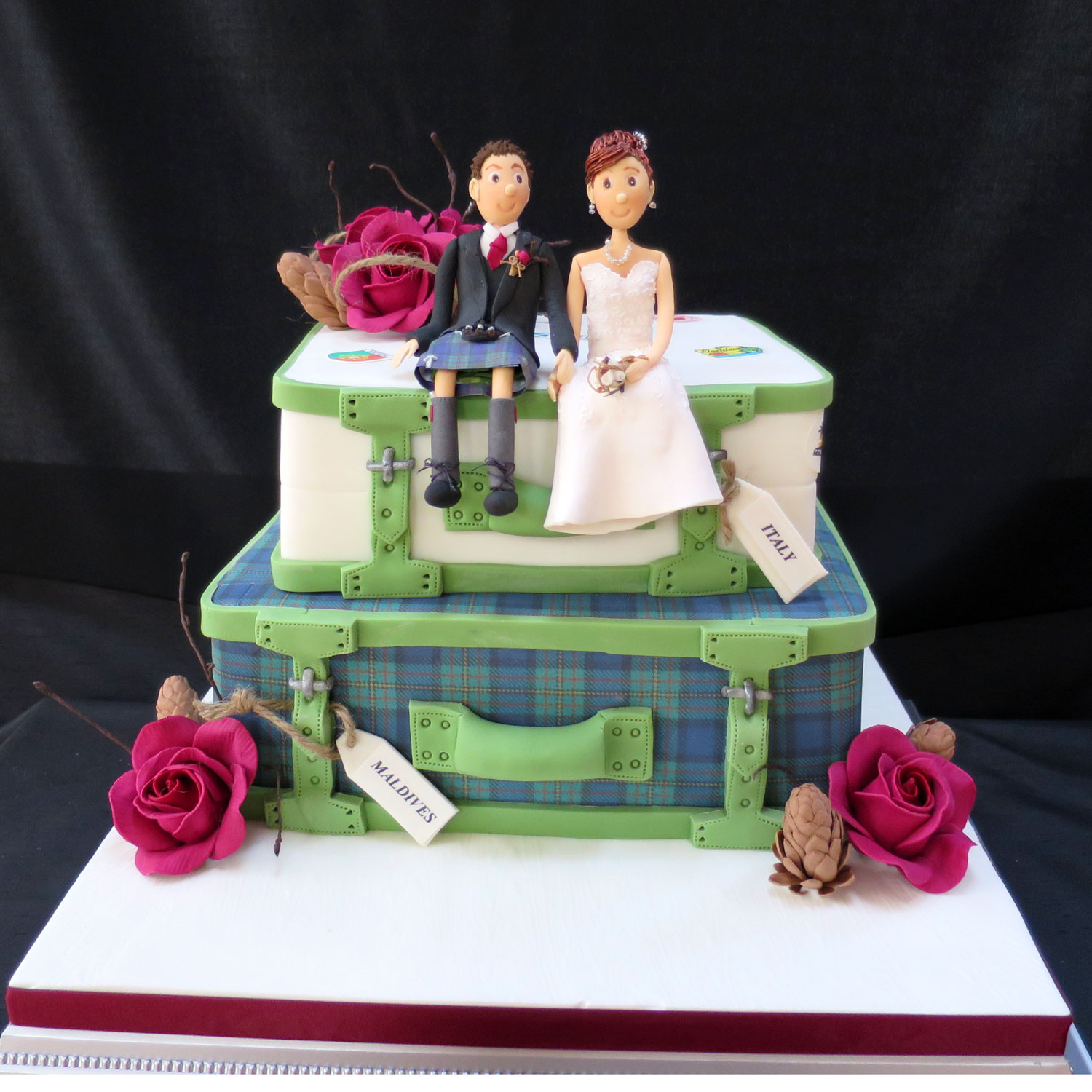Edible Tartan Suitcase Wedding Cake