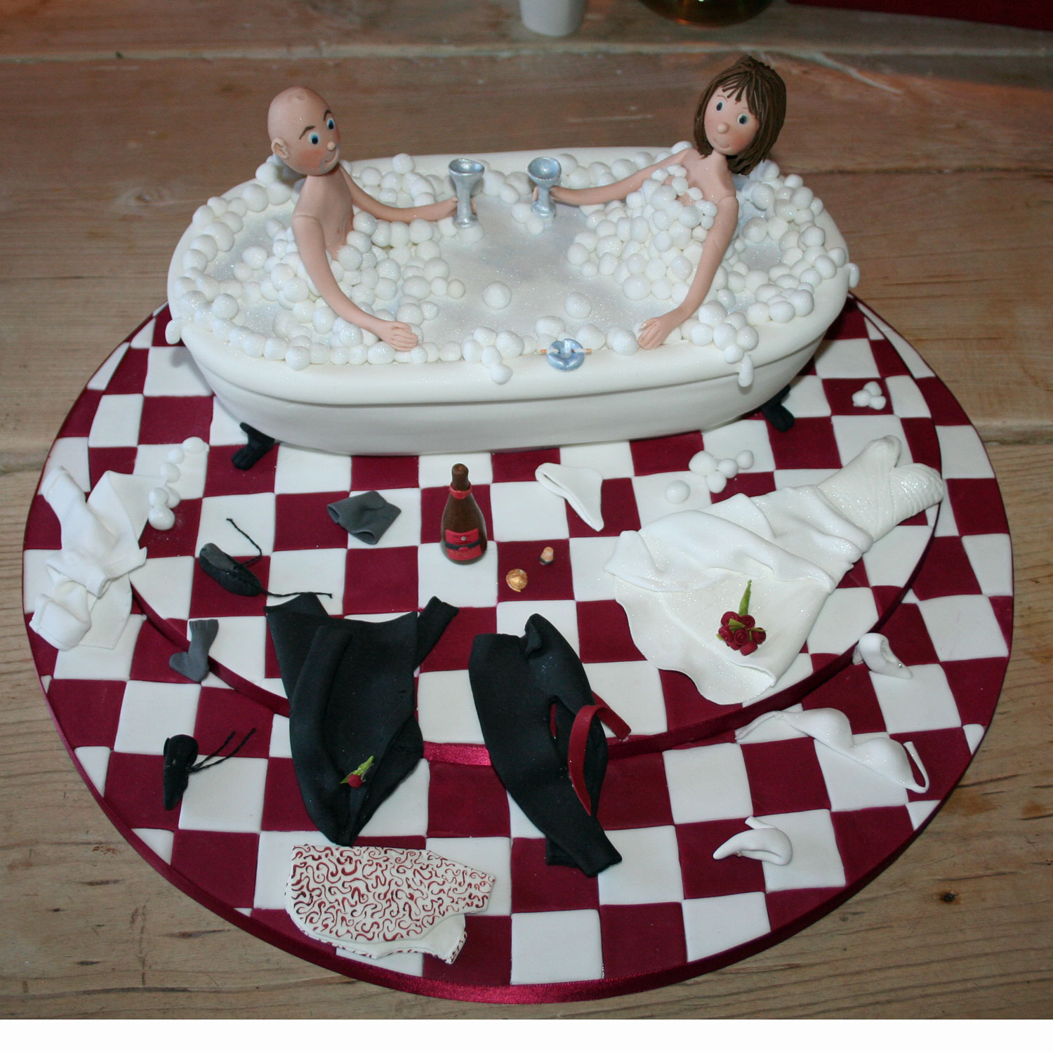 Bath Tub Wedding Cake