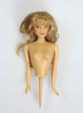 Blonde Teen Doll Cake Pic
