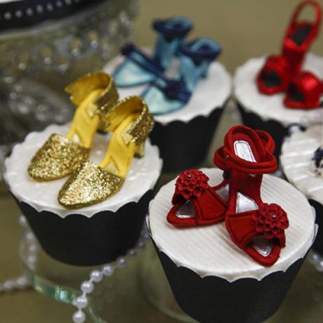 Ladies Sugarcraft Shoes on Cupcakes