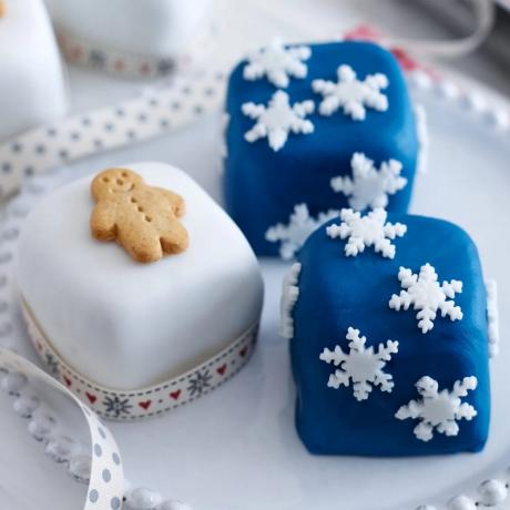 Mini Square Christmas Cakes
